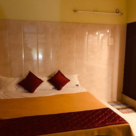 Rehoboth Home Stay Каньякумарі Екстер'єр фото